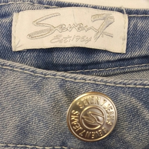 Seven7  Blue Light Wash Whiskering Mid Rise Zip Up Cuffed Hem Denim Jean Shorts - Picture 8 of 11